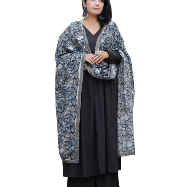 Alvami Women's Viscose Solid Regular Kurta Set (Mausam_Black_01