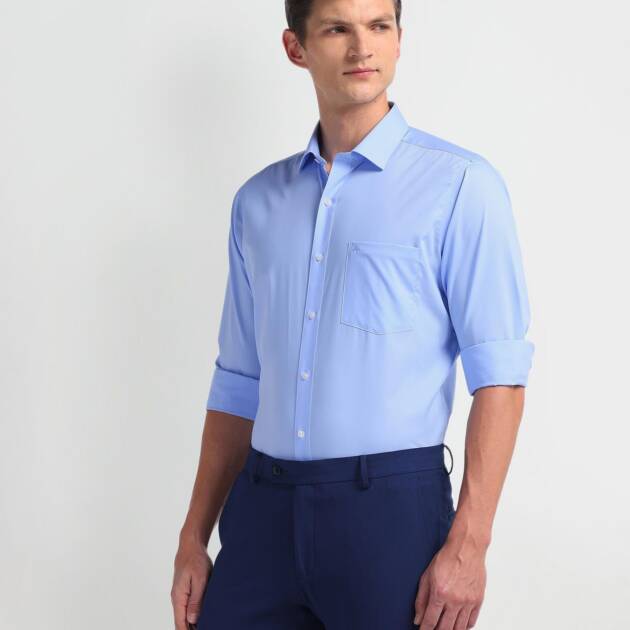 Arrow Men's Solid Long Sleeve Fitted Shirt