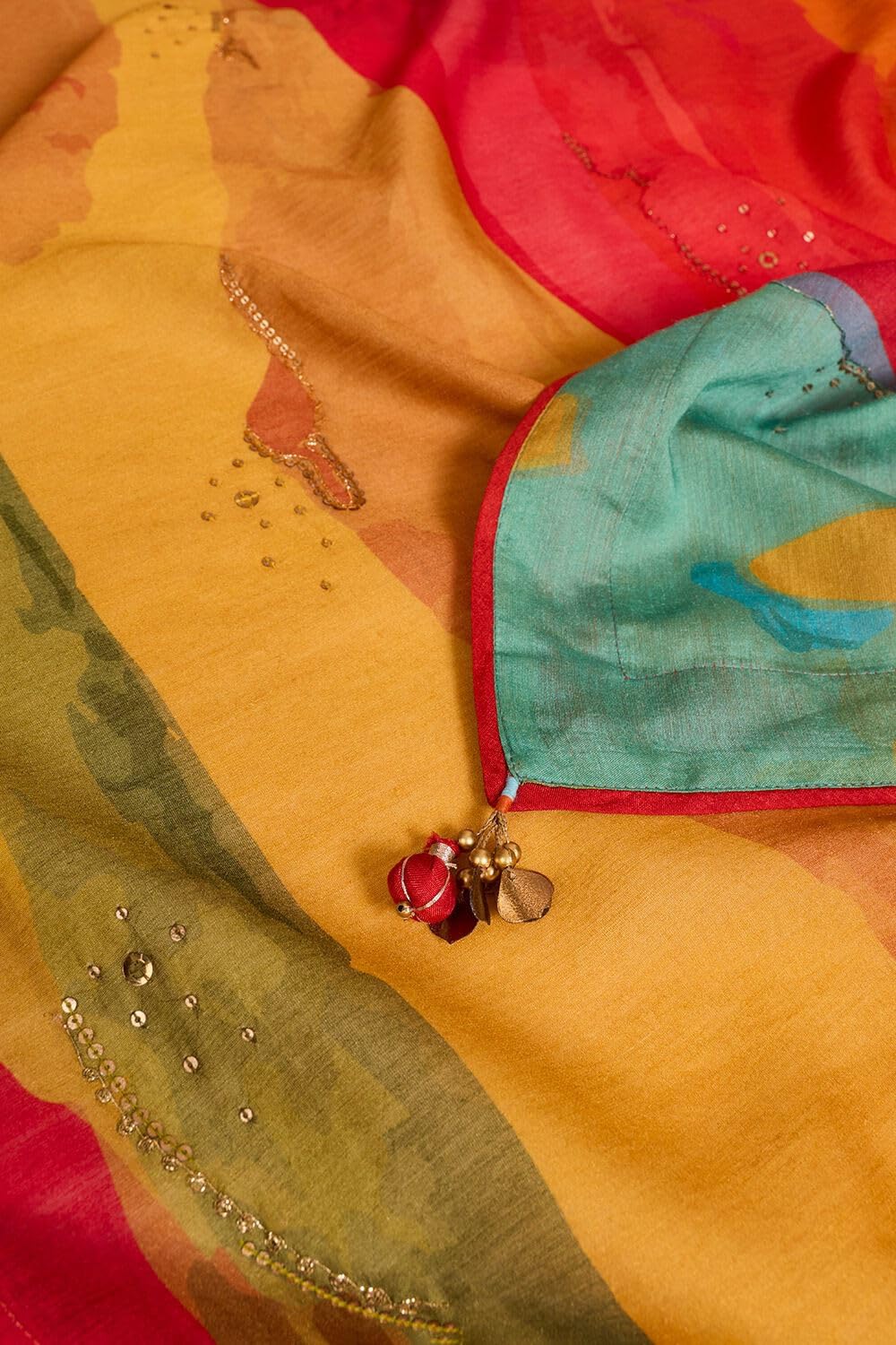 Taneira Multi Pure Silk Contemporary Printed Embroidery Saree - Image 3